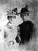 Леся Українка та Ольга Косач. 1899 р.